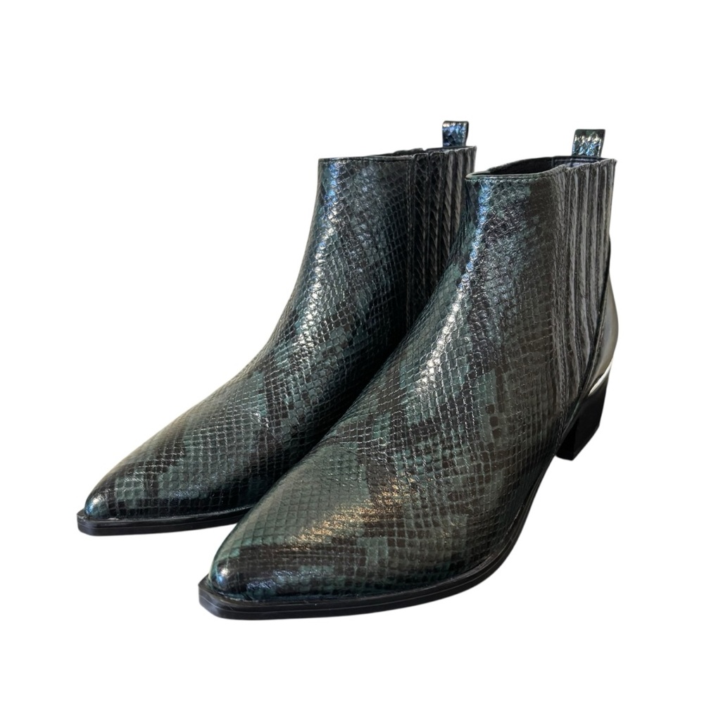Marc Fisher Chelsea textured green/black snakeskin print pointed toe boots 9 - Picture 6 of 13